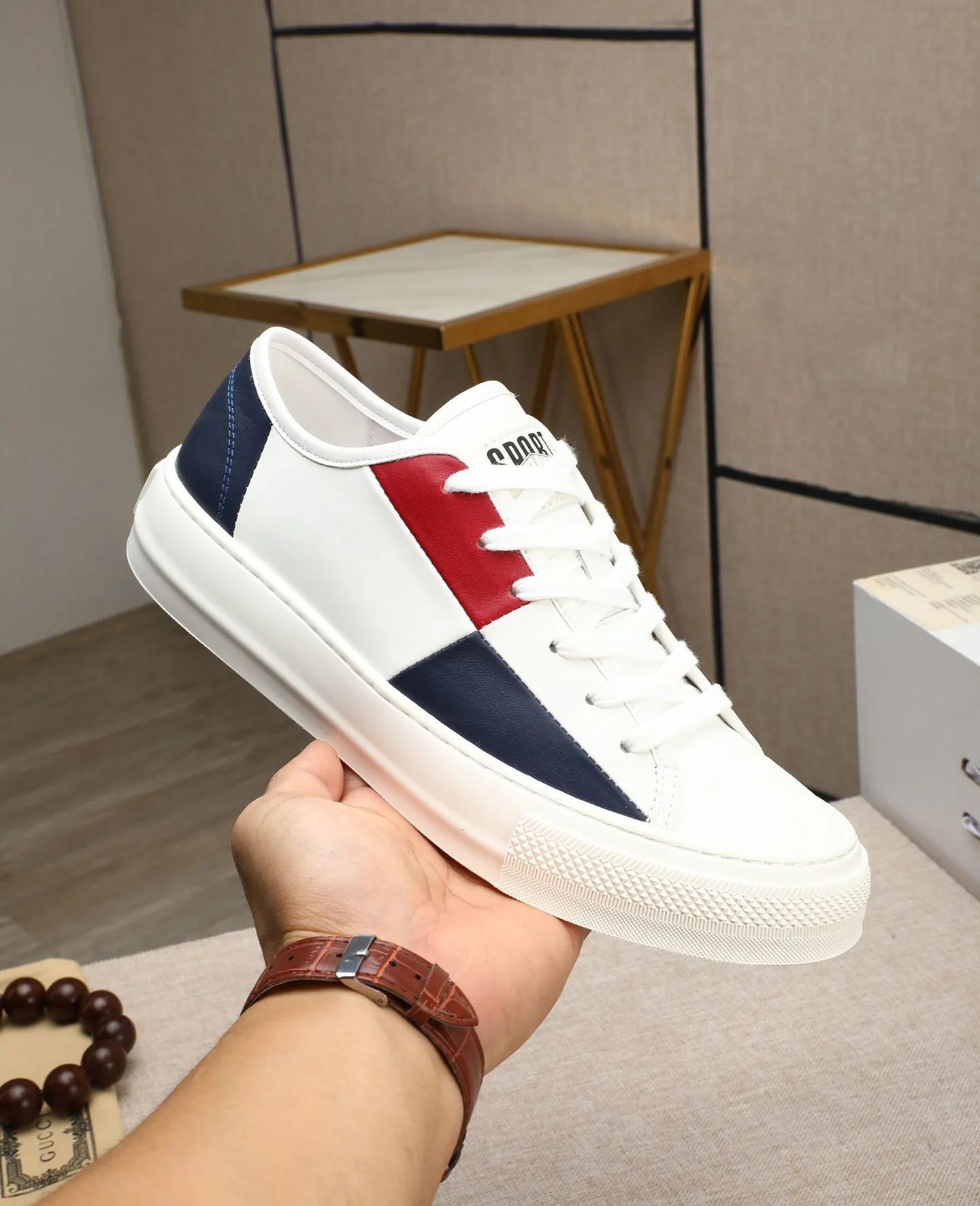 Men's men's shoes 💰440 GUCCI🔍🔍The latest model is on sale at the same time at the counter. Original calfskin imported from Italy, genuine leather lining, (high-end, noble, and classy) with exquisite workmanship. Sole: Original sole provided by the original factory, ⚠Exclusive double-layer movable molded sole super comfortable⚠, real shot 🎬The real thing is better🔍🔍"High quality·Follow the order" Code number 38-44